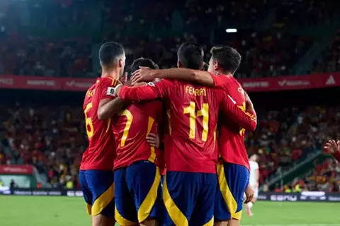 دقيقة بدقيقة.. إسبانيا 1-0 تركيا.. هدف مبكر 